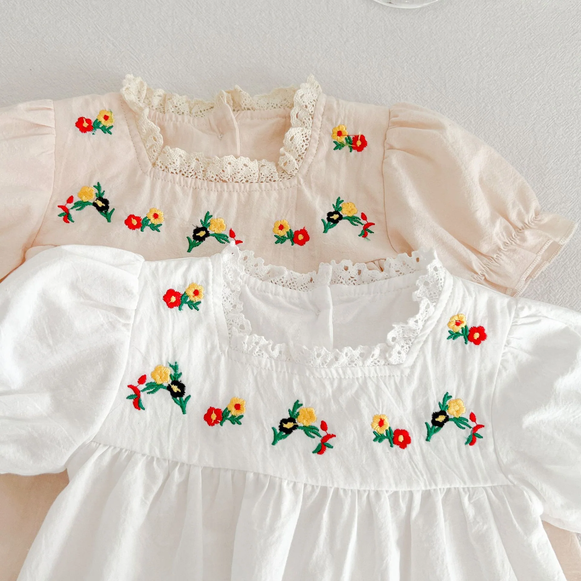 Ensemble d'été 2 pièces brodé pour bébé fille – Image 5