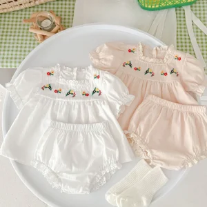 Ensemble d'été 2 pièces brodé pour bébé fille