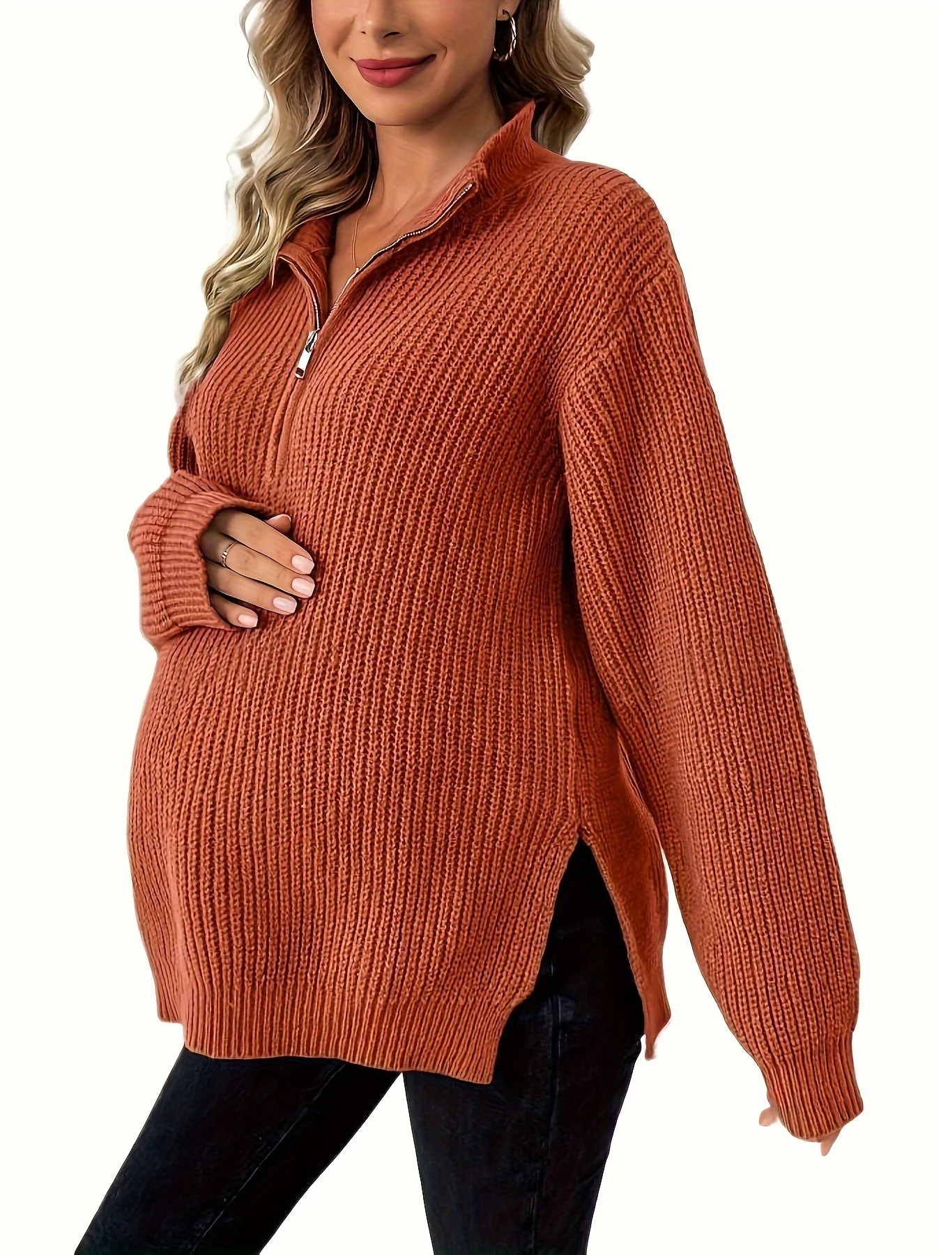 Pull de maternité en tricot avec ourlet fendu
