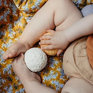 Balle sensorielle d'éveil By Lille Vilde